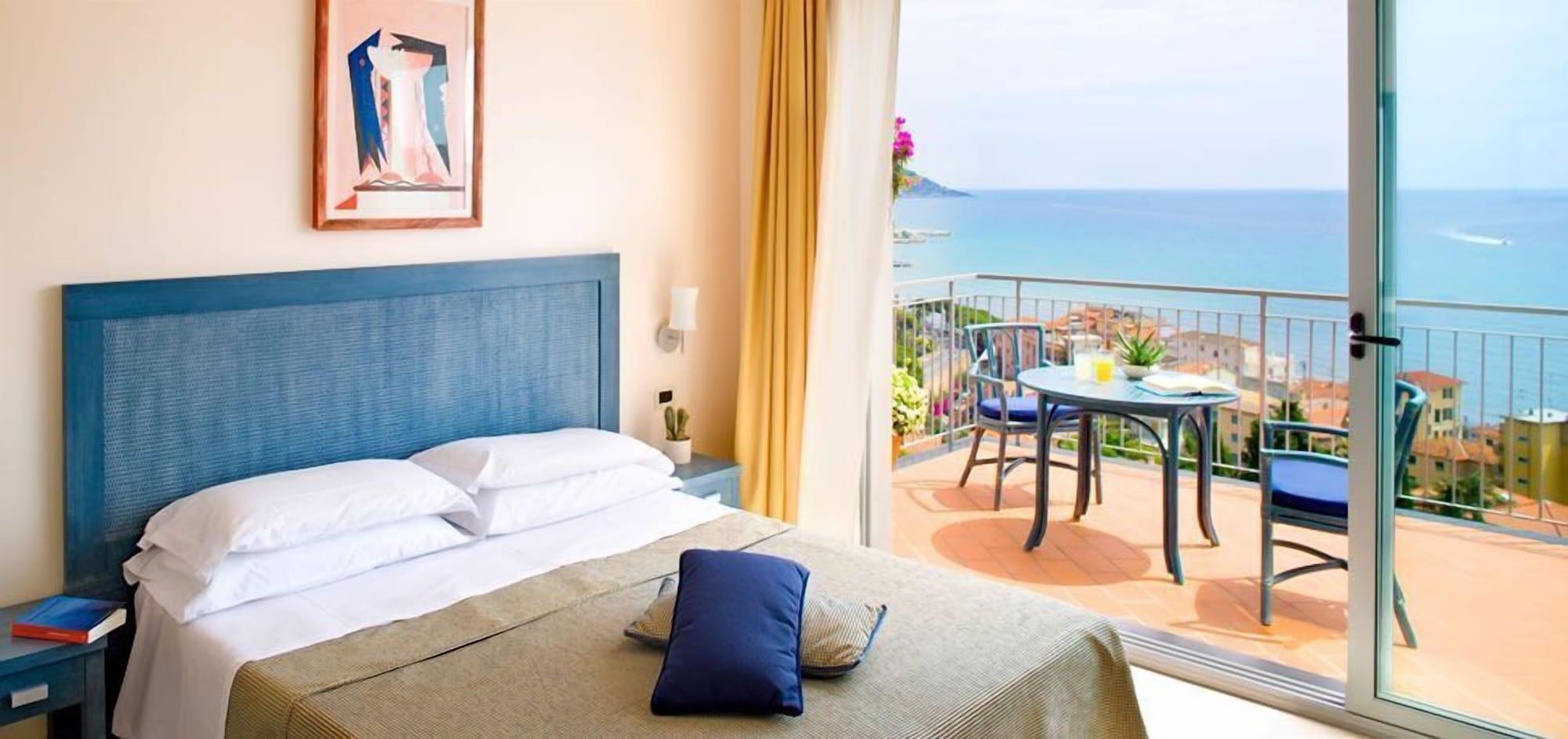 Hotel Metropol Diano Marina Buitenkant foto