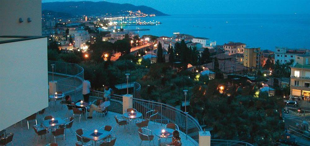 Hotel Metropol Diano Marina Buitenkant foto